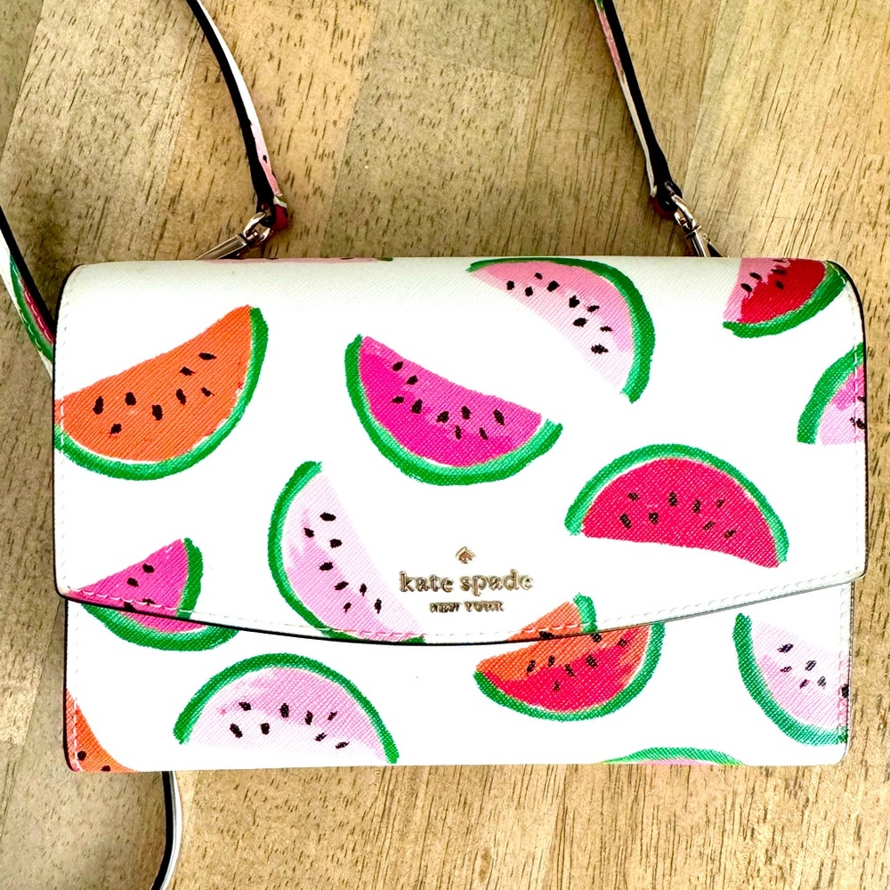 Kate Spade crossbody Wallet